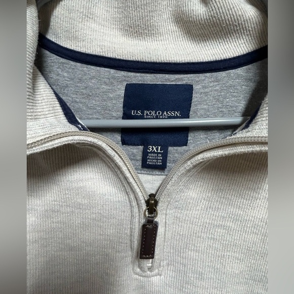 U.S. Polo Assn 3XL Light Cream Zippered Pullover - Picture 2 of 3